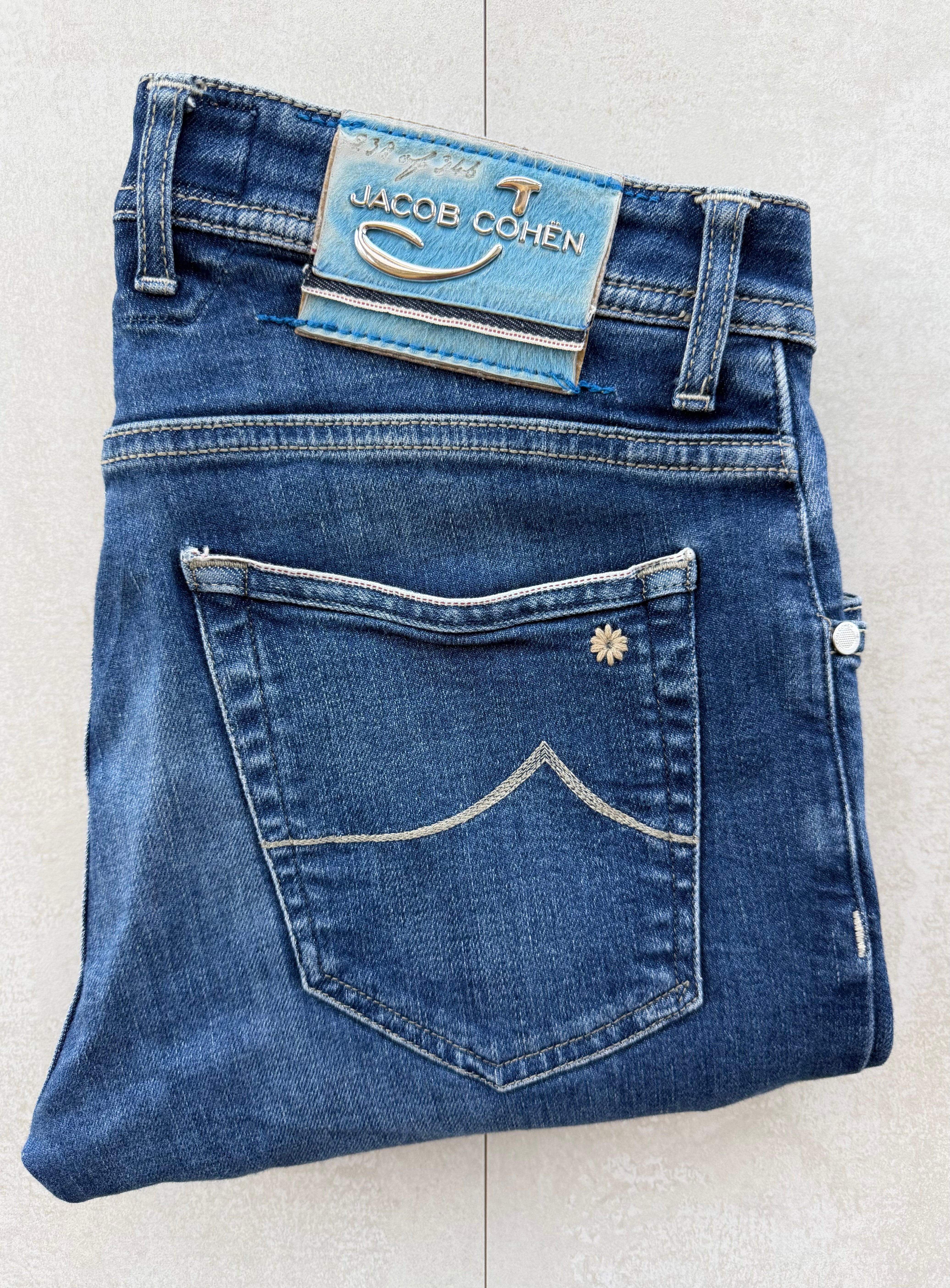 Jacob Cohën J622 Limited Comf Nick Blue Size 31 – Premium Panorama